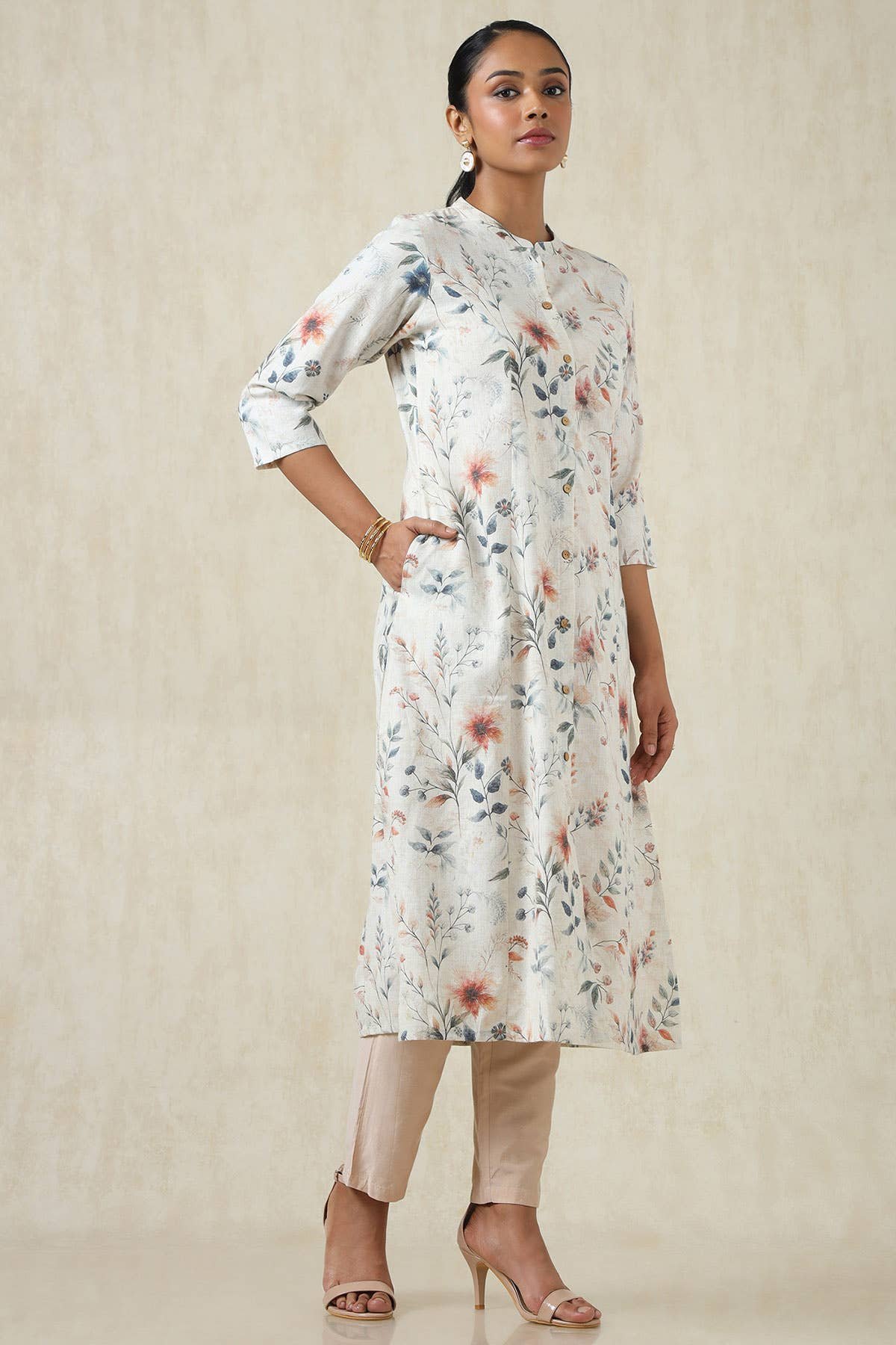 Beige Linen Botanical Print Kurta — image 2