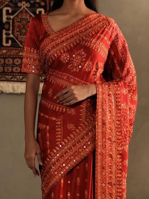 Lava Red Darpan Saree With Unstitched Blouse — image 5