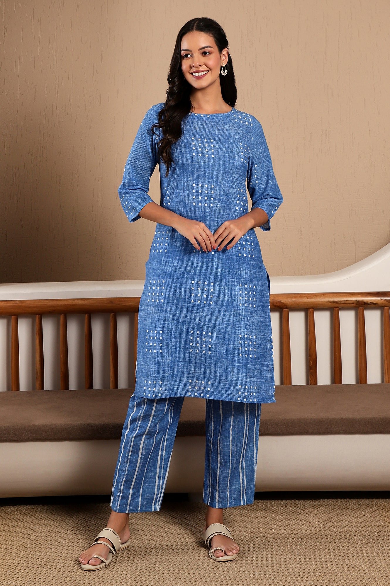 Blue Polka Dot Printed Pure Cotton Straight Kurta and Pants Co-ord Set — image 5