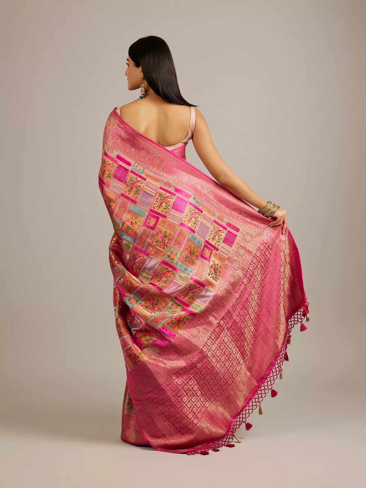 Rani Pink Grid Patterned Saree with Peacock Motifs — image 3