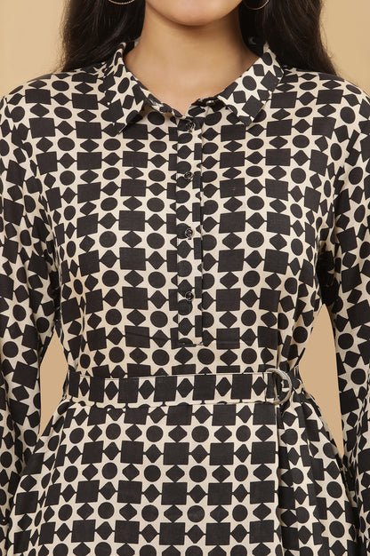 White And Black Geometric Printed Top And Trouser Set — image 3