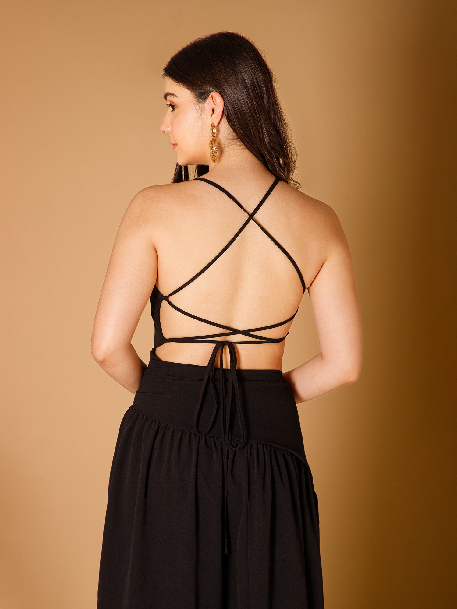 Black Solid Shoulder Straps Flared Sexy Maxi Dress — image 5
