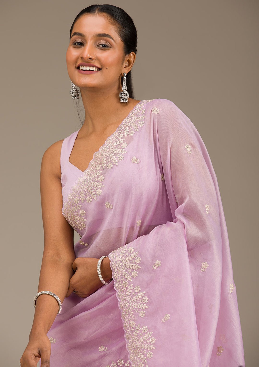 Lavender Threadwork Tissue Saree — image 5