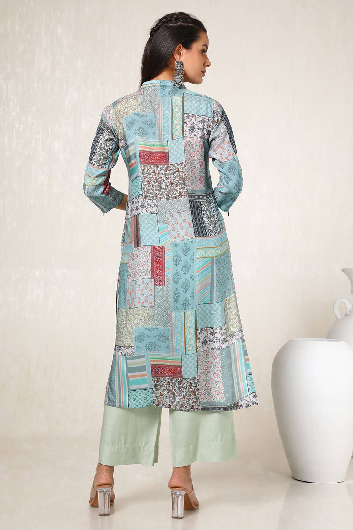 Powder Blue Viscose Muslin Ethnic Motifs Kurta With Tassels — image 3