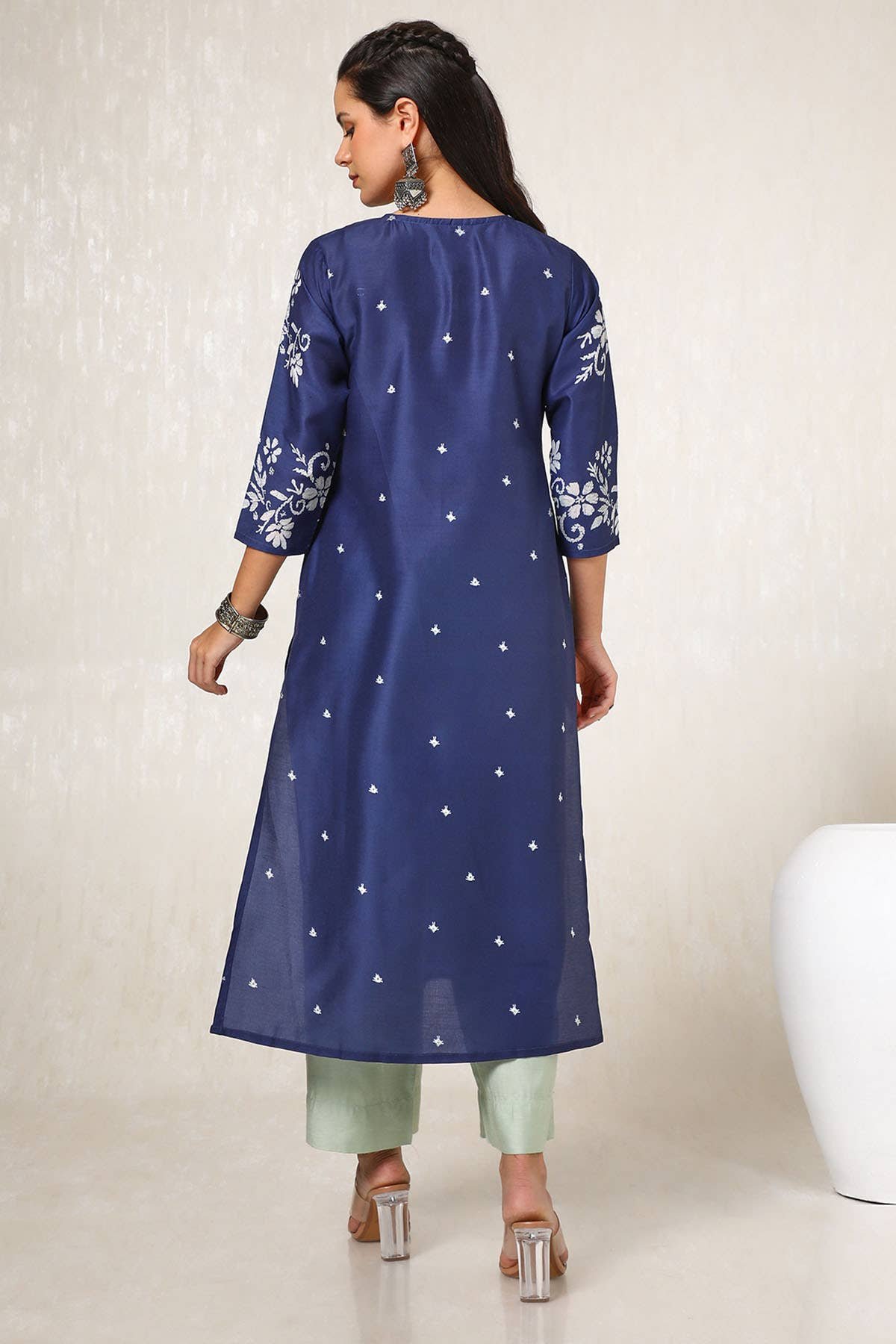 Navy Blue Embellished Muslin Blend Straight Kurta — image 4