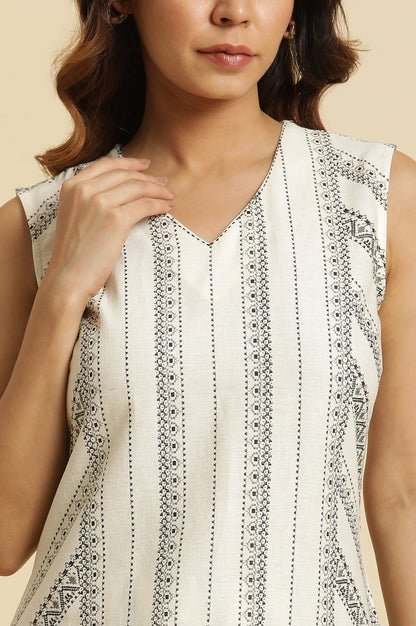 Ecru Printed Kurta & Pants Co-Ord Set With Kantha Detail — image 2