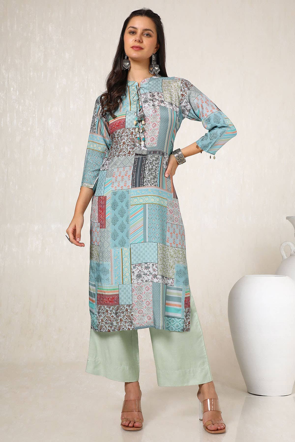 Powder Blue Viscose Muslin Ethnic Motifs Kurta With Tassels — image 4