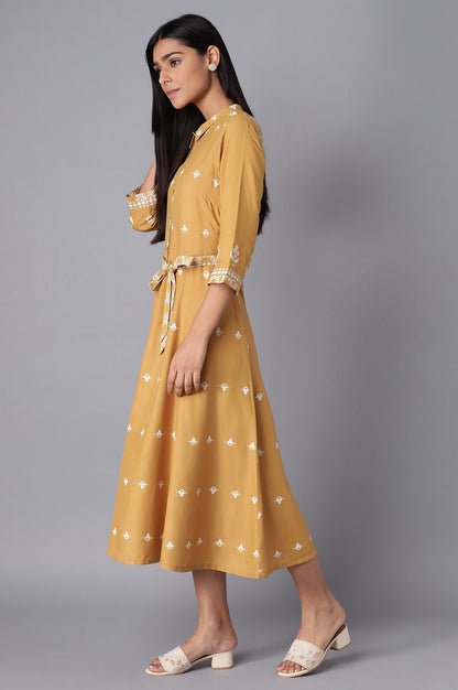 Yellow Flared Panelled Dress — image 3