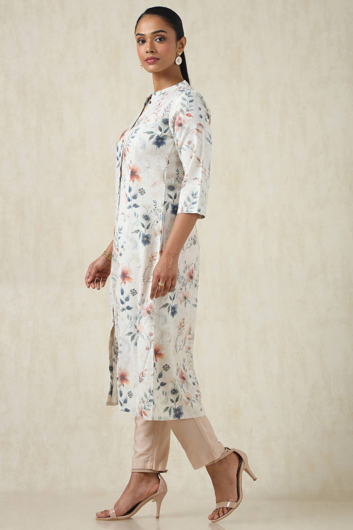 Beige Linen Botanical Print Kurta — image 5