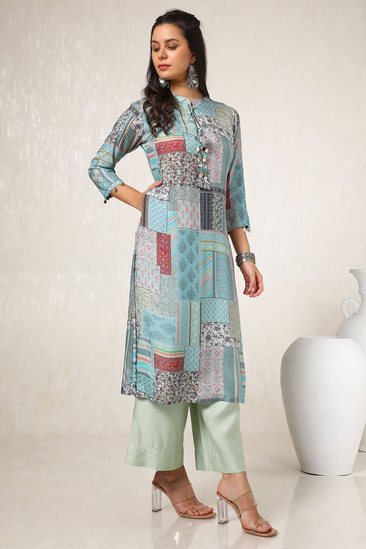 Powder Blue Viscose Muslin Ethnic Motifs Kurta With Tassels — image 5