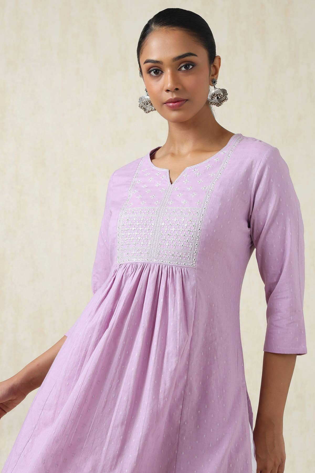 Purple Cotton Dobby Solid Kurta With Sequins — image 1