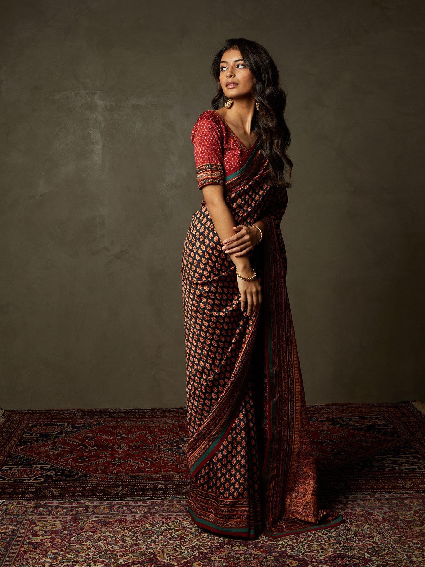 Black & Red Sanganeri Saree With Unstitched Blouse — image 2