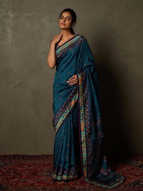 Teal & Navy Chowki Saree With Unstitched Blouse — image 5